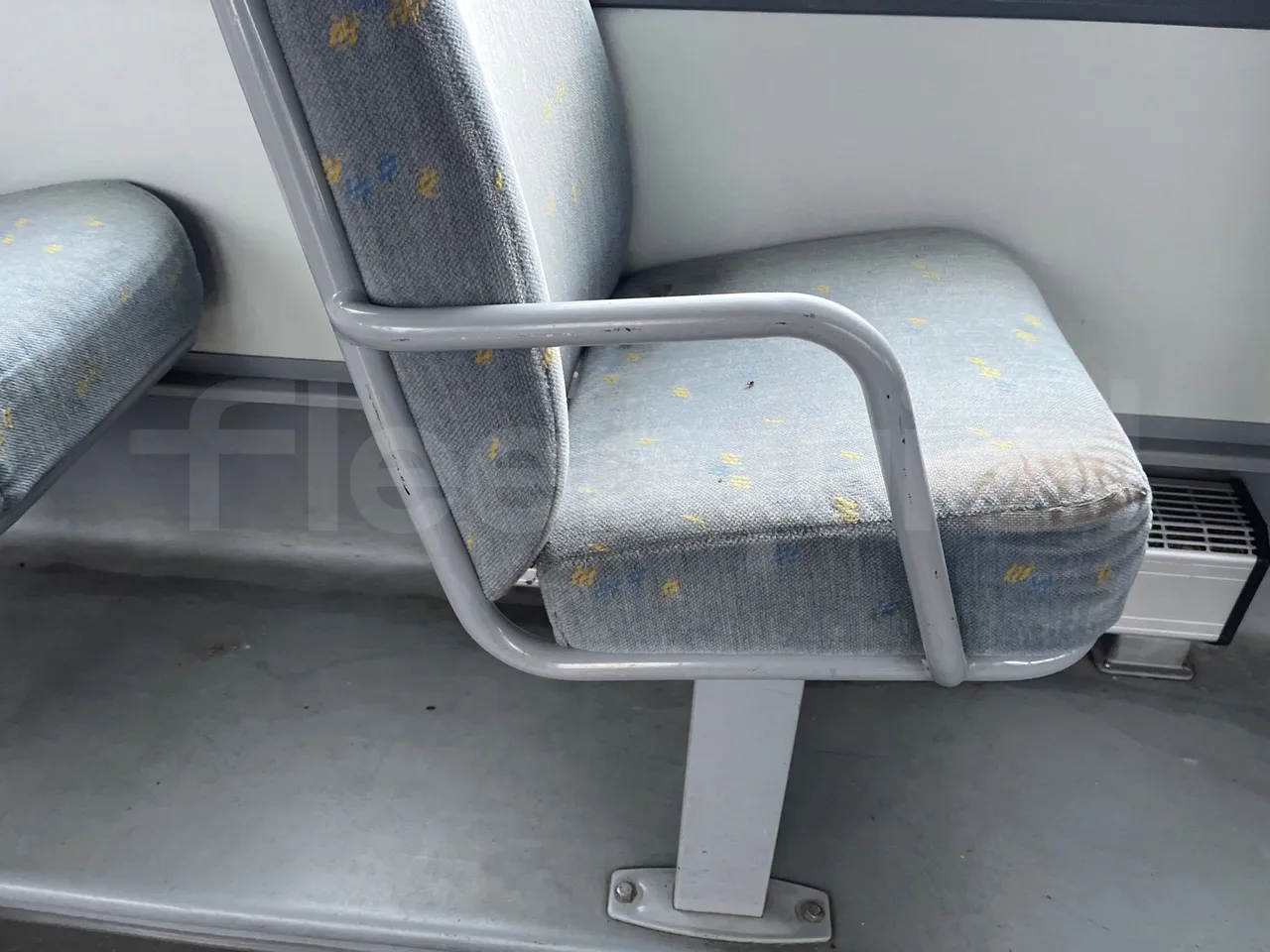 Van Hool 600 600/2 -EUR3 - 206kW-11.6m - armrest detail photo