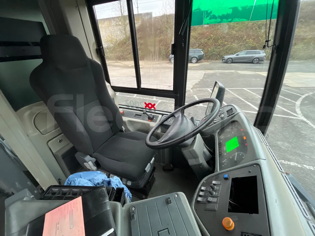 Van Hool 600 600/2 -EUR3 - 206kW-11.6m - driver's seat photo