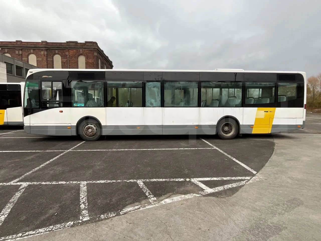 Van Hool 600 600/2 -EUR3 - 206kW-11.6m - left side photo