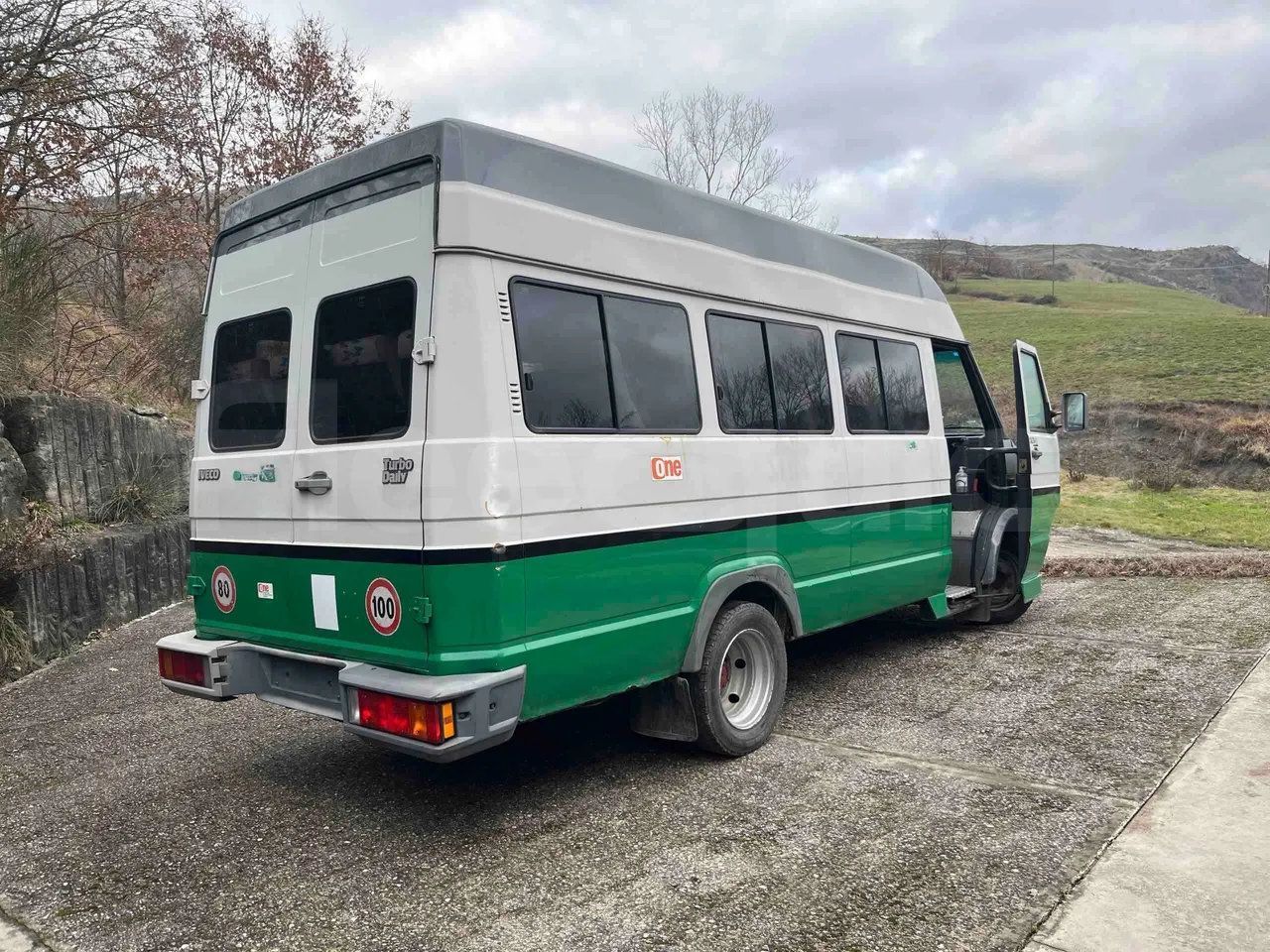Iveco Daily A40E12 - Euro 2 - 90 kW - 5.970 mt - air conditioning compressor