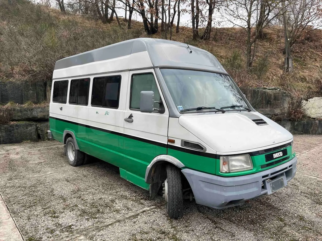 Iveco Daily A40E12 - Euro 2 - 90 kW - 5.970 mt - Base cover photo