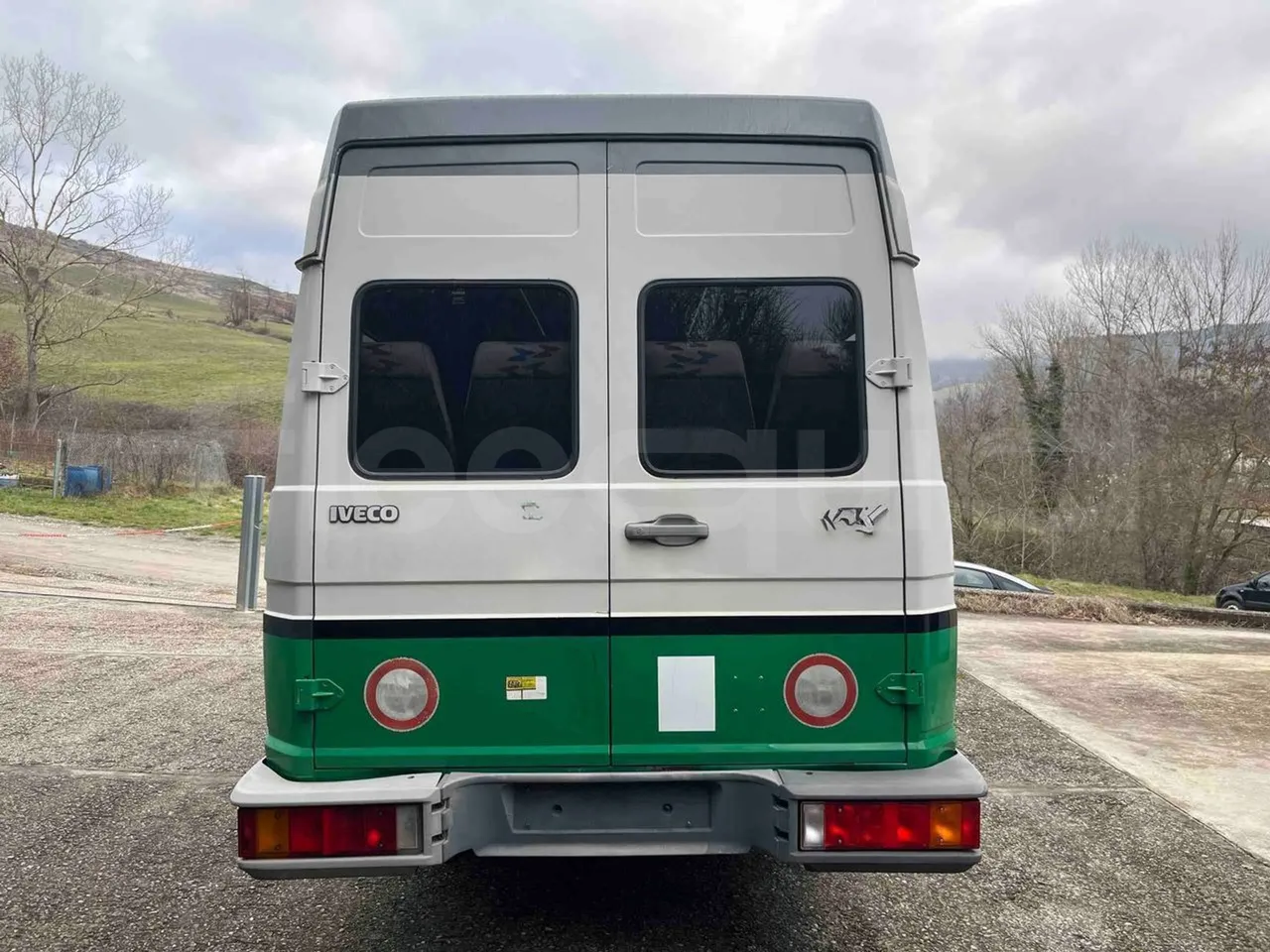 Iveco Daily A40E12 - Euro 2 - 90 kW - 5.970 mt - luggage rack photo