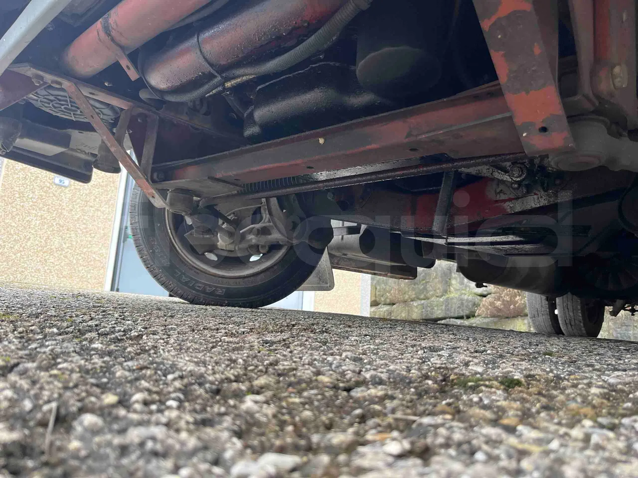 Iveco Daily A40E12 - Euro 2 - 90 kW - 5.970 mt - front axle right side