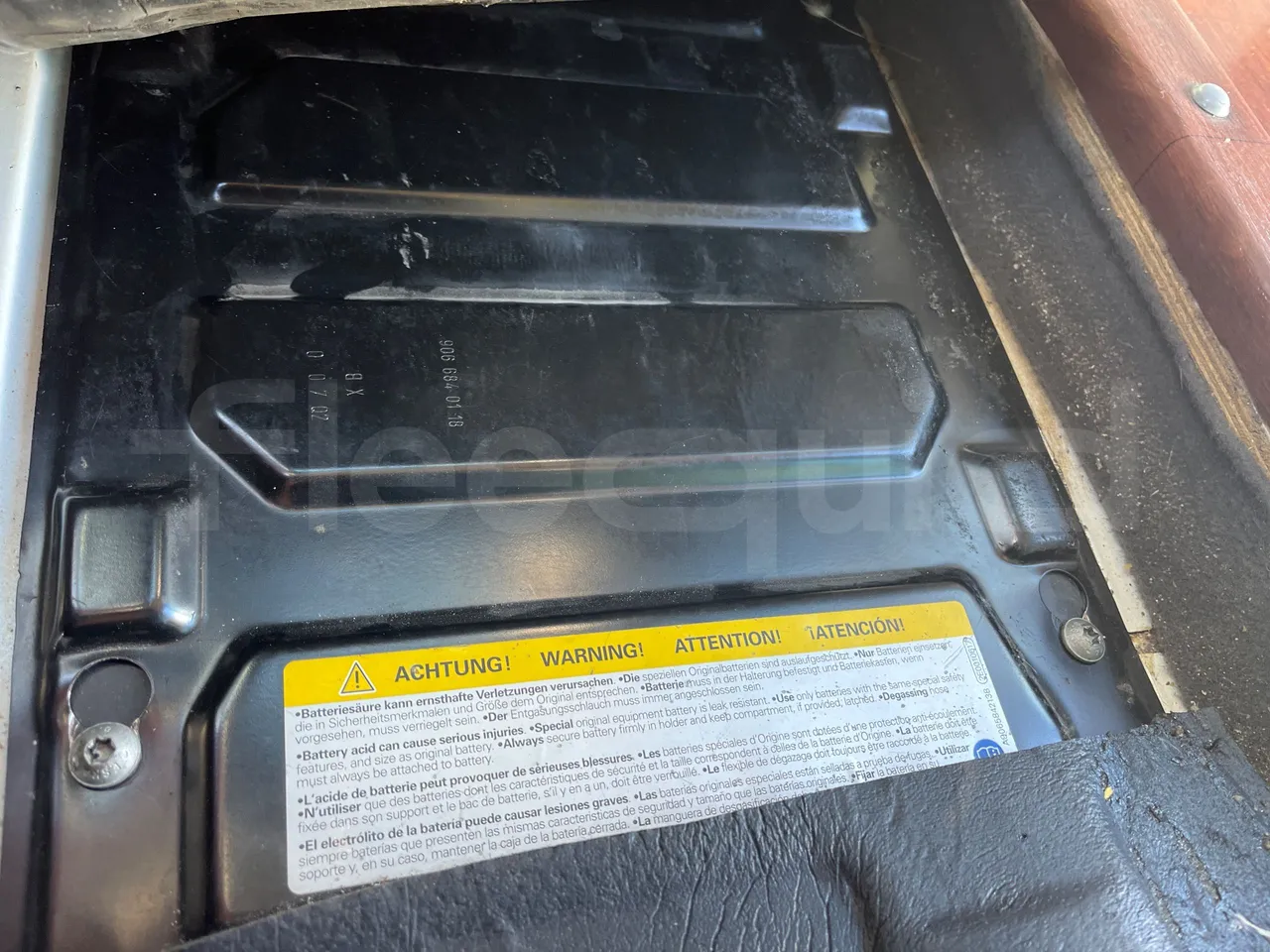 Mercedes-Benz Sprinter UNVI - EUR6/120kW/7.545m - external compartments photo