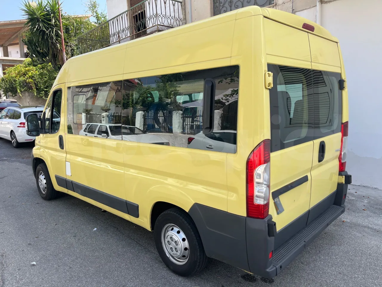 Fiat Ducato - 3/4 Rear Left Side