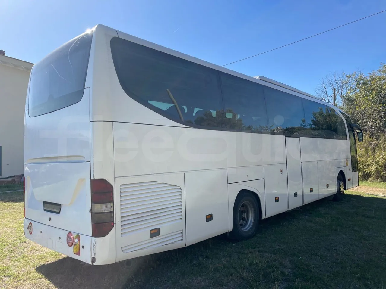 Mercedes-Benz Travego O580 15 RHD - EURO3 - 310kw - 12mt - 3/4 right rear doors closed