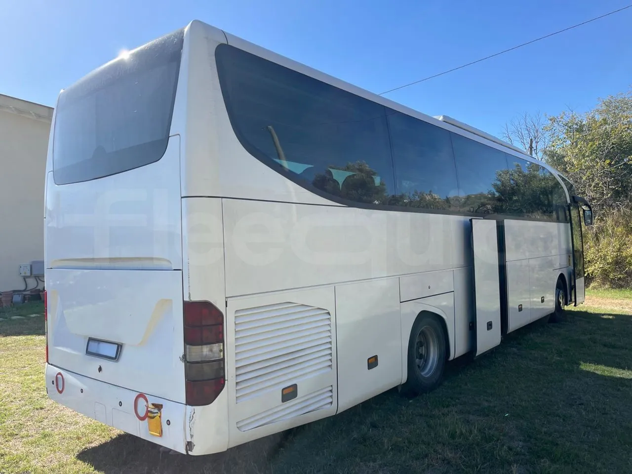 Mercedes-Benz Travego O580 15 RHD - EURO3 - 310kw - 12mt - 3/4 right rear doors open