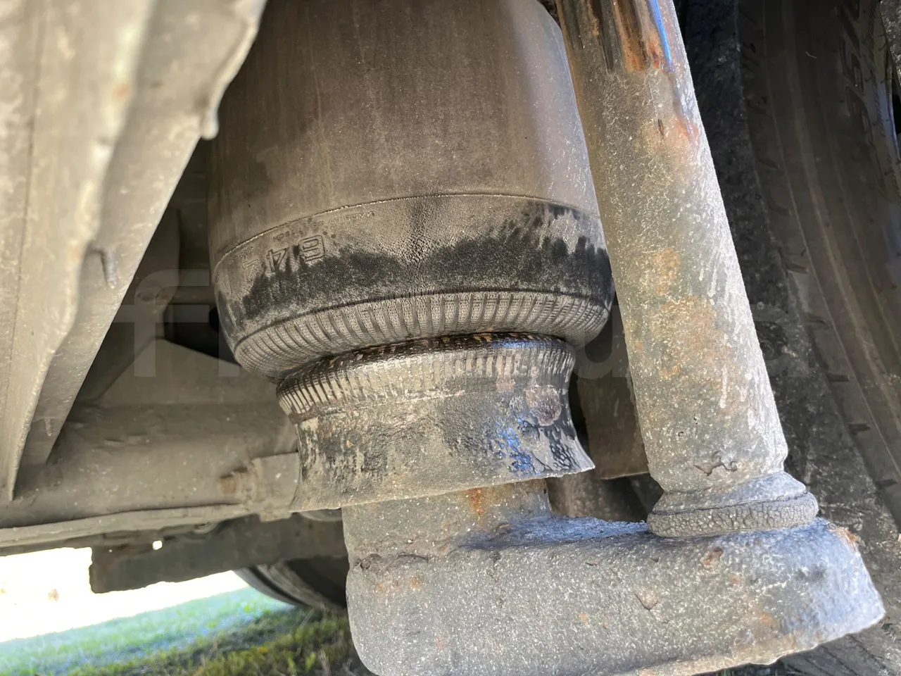 Mercedes-Benz Travego O580 15 RHD - EURO3 - 310kw - 12mt - axel 2 air springs 1 left