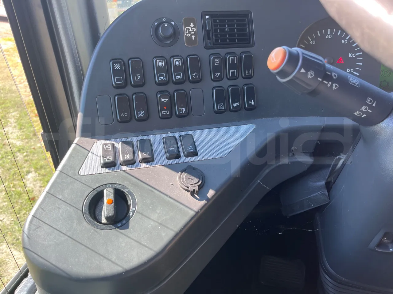 Mercedes-Benz Travego O580 15 RHD - EURO3 - 310kw - 12mt - onboard devices 2