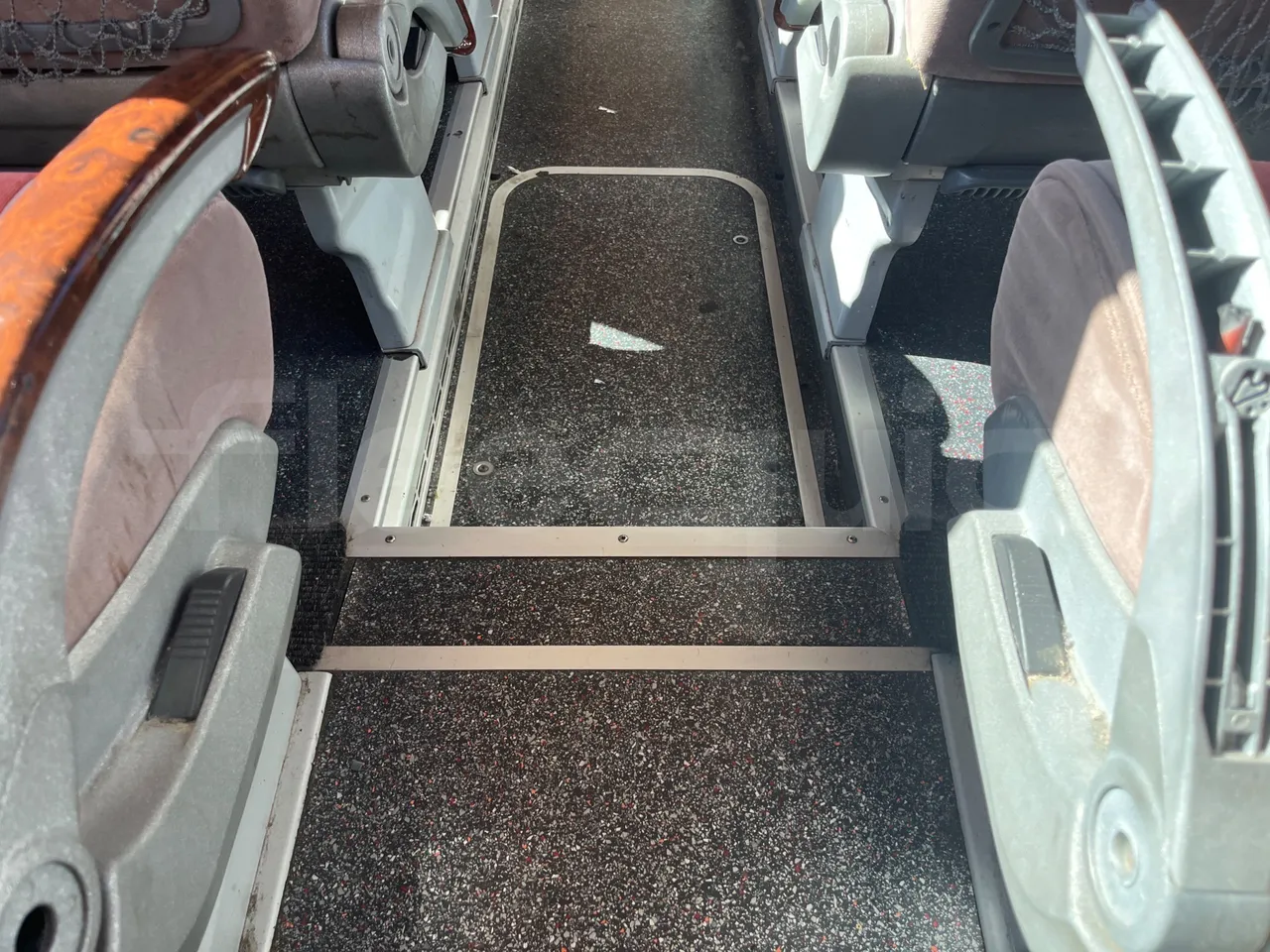 Mercedes-Benz Travego O580 15 RHD - EURO3 - 310kw - 12mt - floor hatches photo