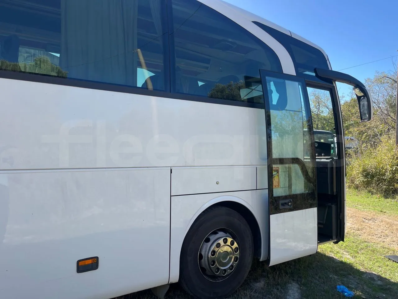 Mercedes-Benz Travego O580 15 RHD - EURO3 - 310kw - 12mt - platform open photo