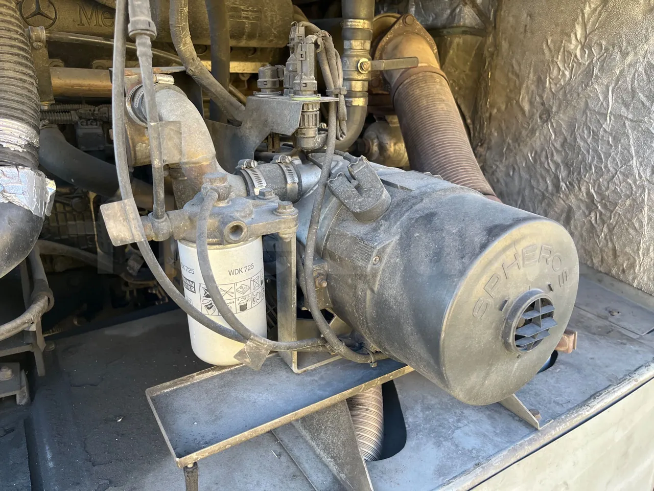 Mercedes-Benz Travego O580 15 RHD - EURO3 - 310kw - 12mt - preheater webasto photo