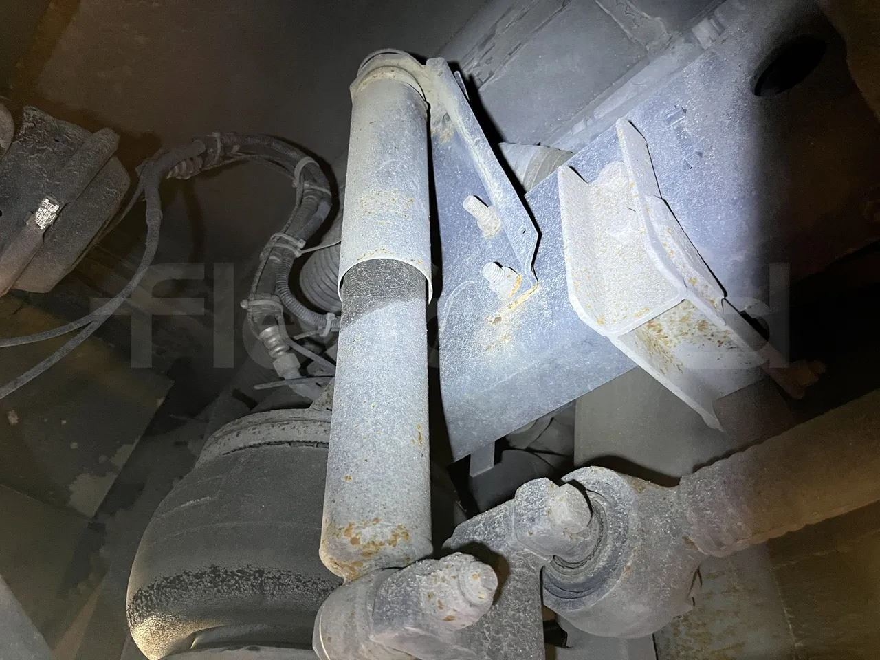 Scania De Simon - First Axle Shock Absorbers Right Side