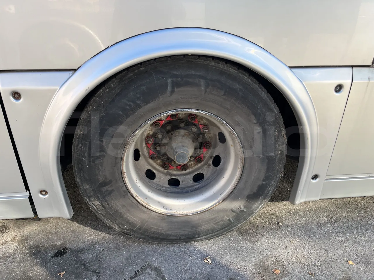 Scania De Simon - Second Axle Left Side: Complete Wheel