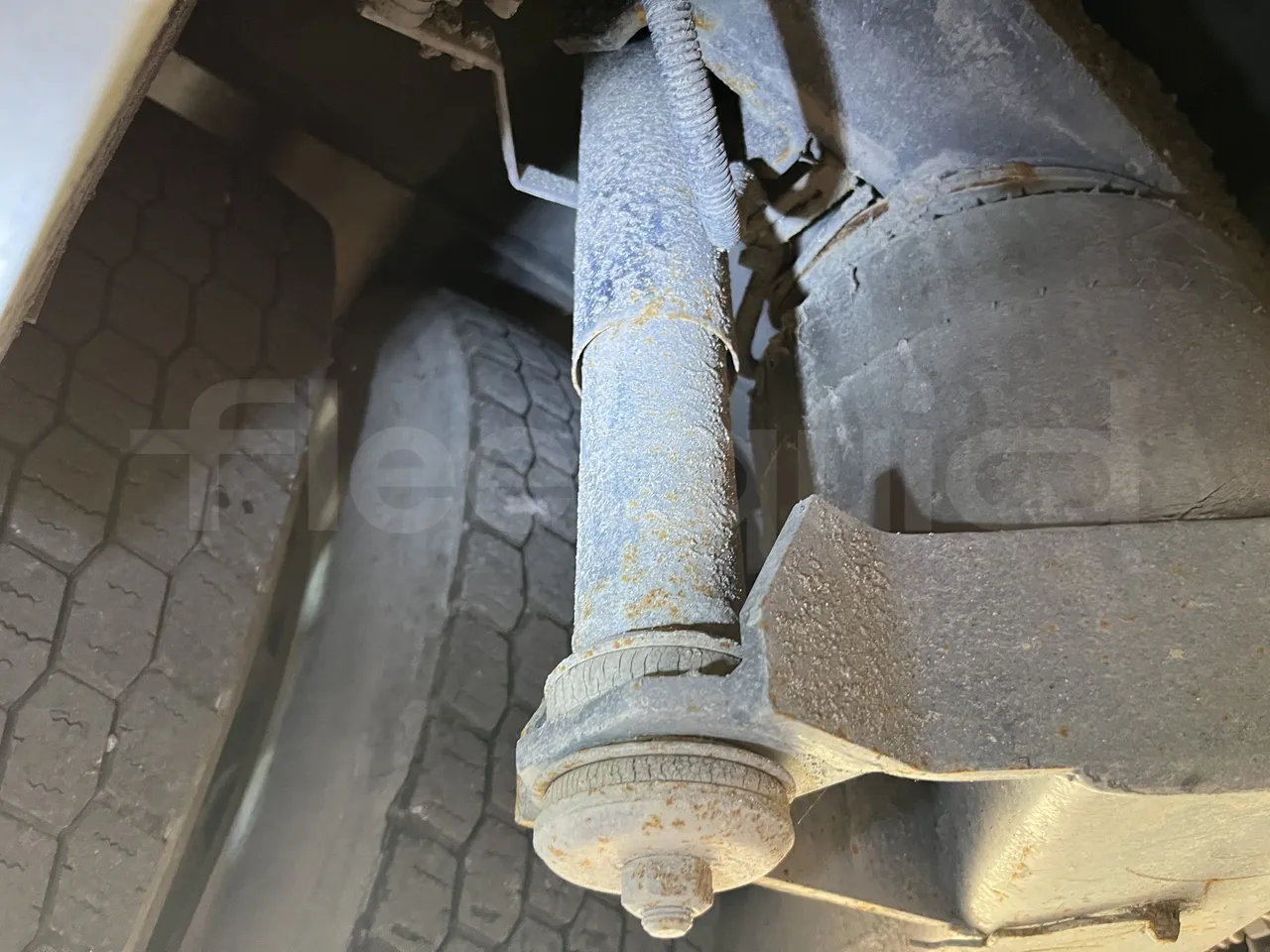 Scania De Simon - Second Axle First Shock Absorbers Right Side