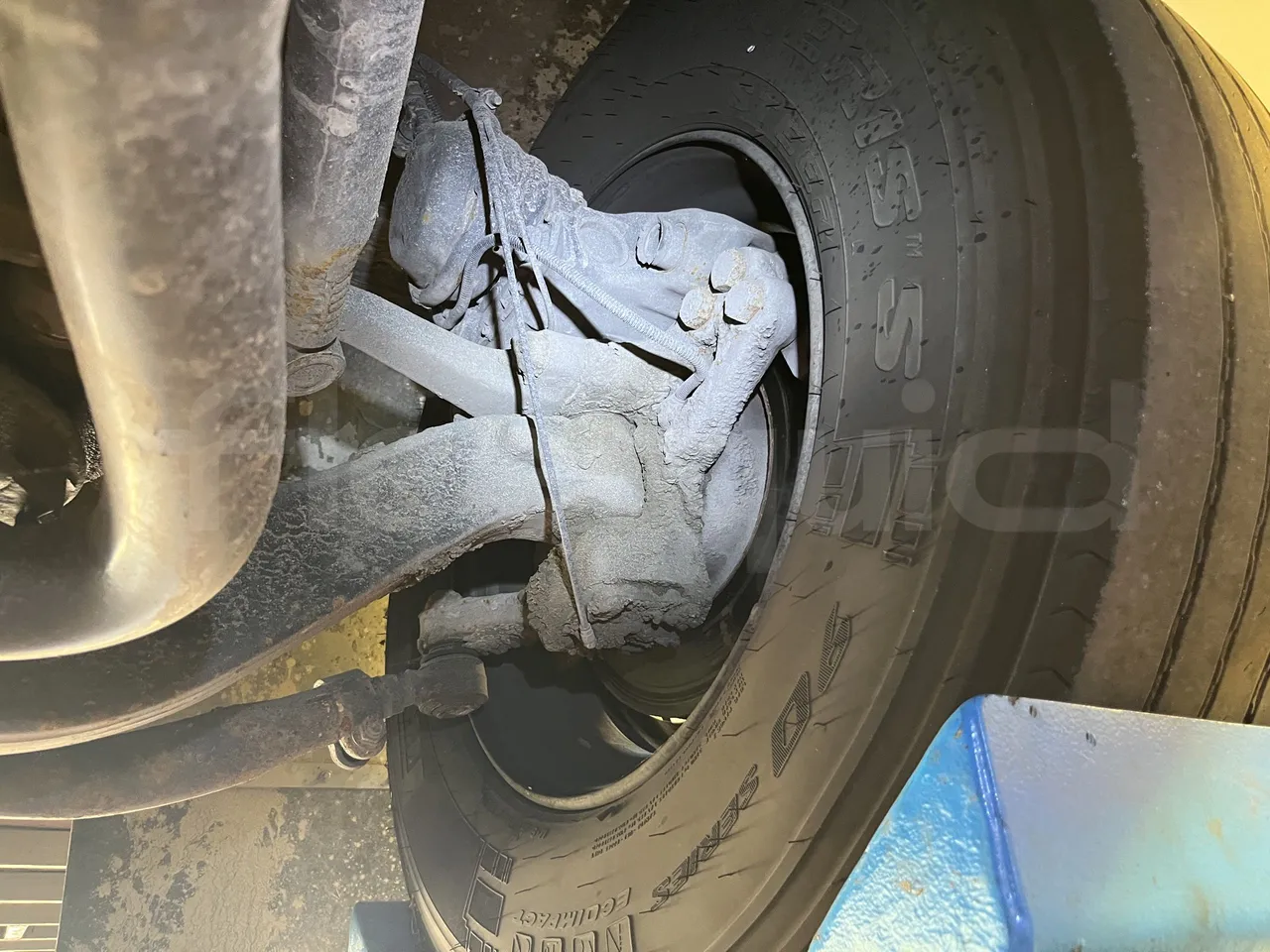 Scania De Simon - First Axle Left Side