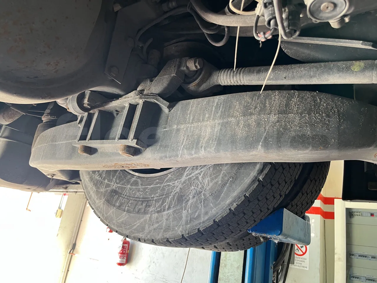 Scania De Simon - Second Axle Left Side