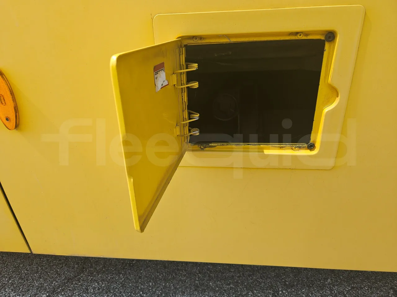 Iveco Cacciamali TS65-4350/ Euro5 - 100 Kw - 8,040 Mt - external compartments photo