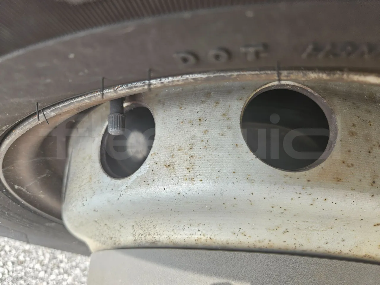 Iveco Cacciamali TS65-4350/ Euro5 - 100 Kw - 8,040 Mt - front discs left