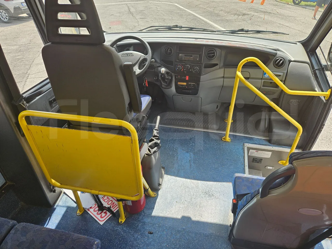 Iveco Cacciamali TS65-4350/ Euro5 - 100 Kw - 8,040 Mt - handrails photo