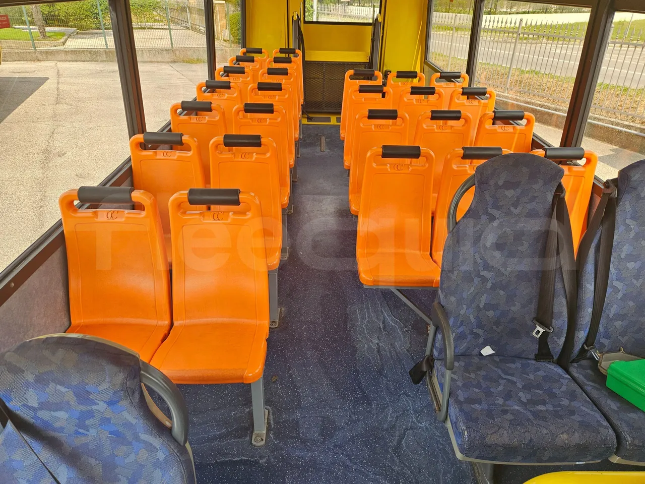 Iveco Cacciamali TS65-4350/ Euro5 - 100 Kw - 8,040 Mt - interior reverse seats driver height (mandatory for bus to scrap)
