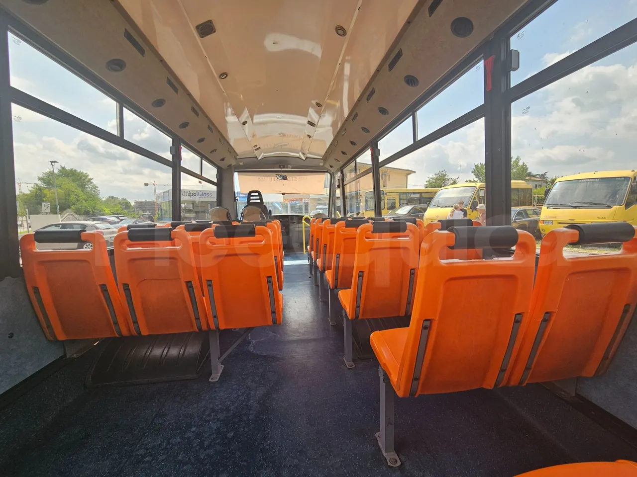 Iveco Cacciamali TS65-4350/ Euro5 - 100 Kw - 8,040 Mt - forward view all seats last row height