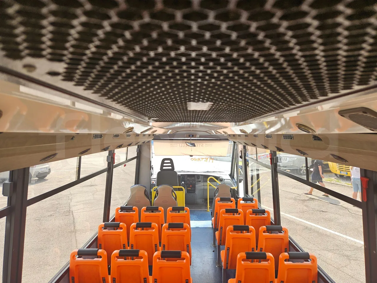 Iveco Cacciamali TS65-4350/ Euro5 - 100 Kw - 8,040 Mt - overhead compartments photo