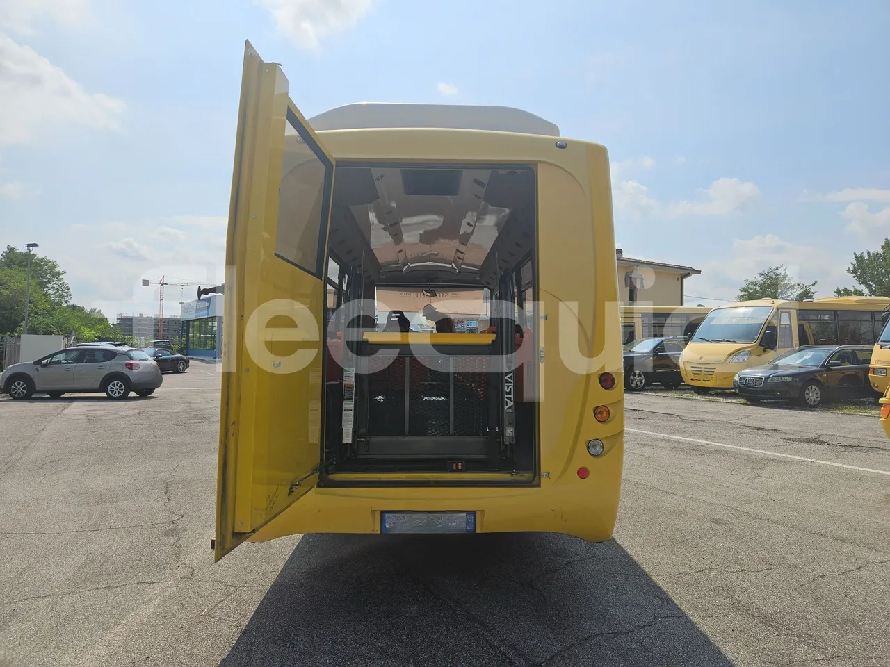 Iveco Cacciamali TS65-4350/ Euro5 - 100 Kw - 8,040 Mt - rear hatch open (mandatory for bus to scrap)