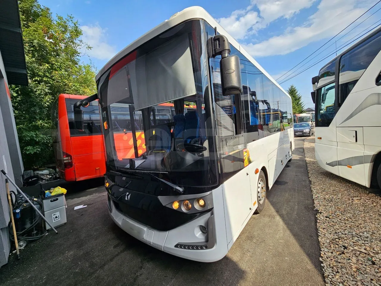 Karsan STAR M3V3CATYSLEN - kW 137 - EURO6 - 8.3m - 3/4 front left (mandatory for bus to scrap)