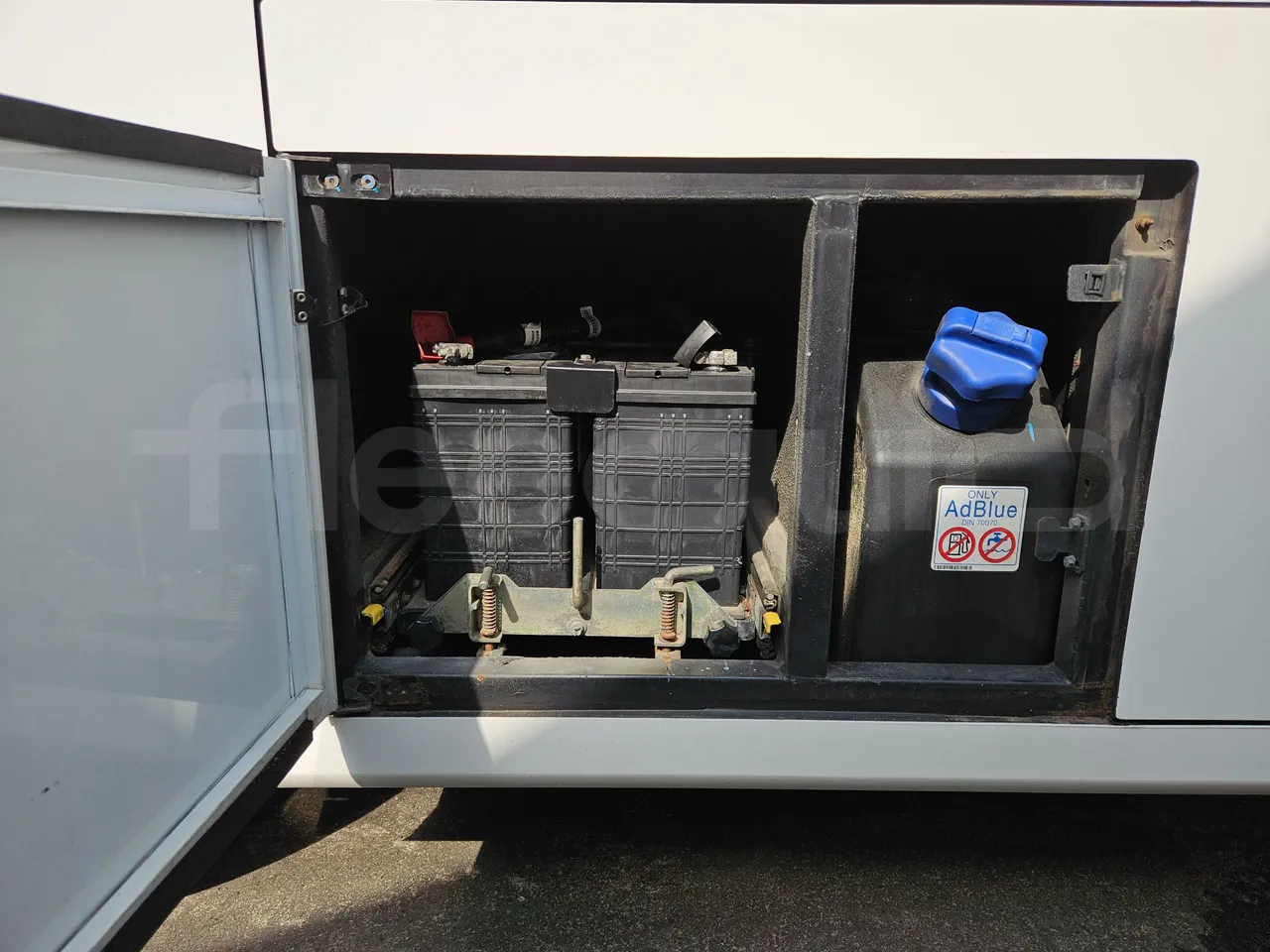 Karsan STAR M3V3CATYSLEN - kW 137 - EURO6 - 8.3m - external compartments photo