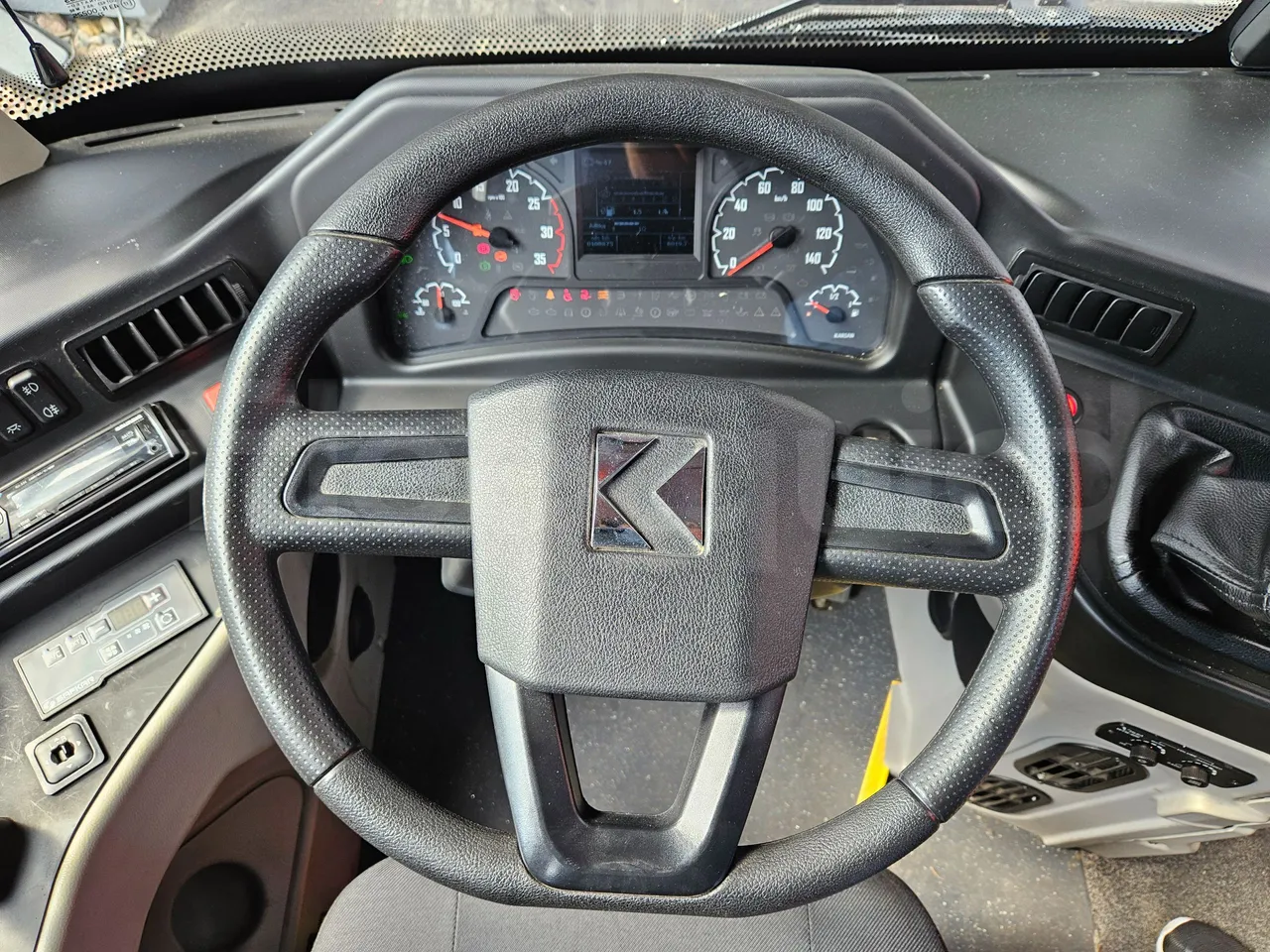 Karsan STAR M3V3CATYSLEN - kW 137 - EURO6 - 8.3m - steering wheel photo