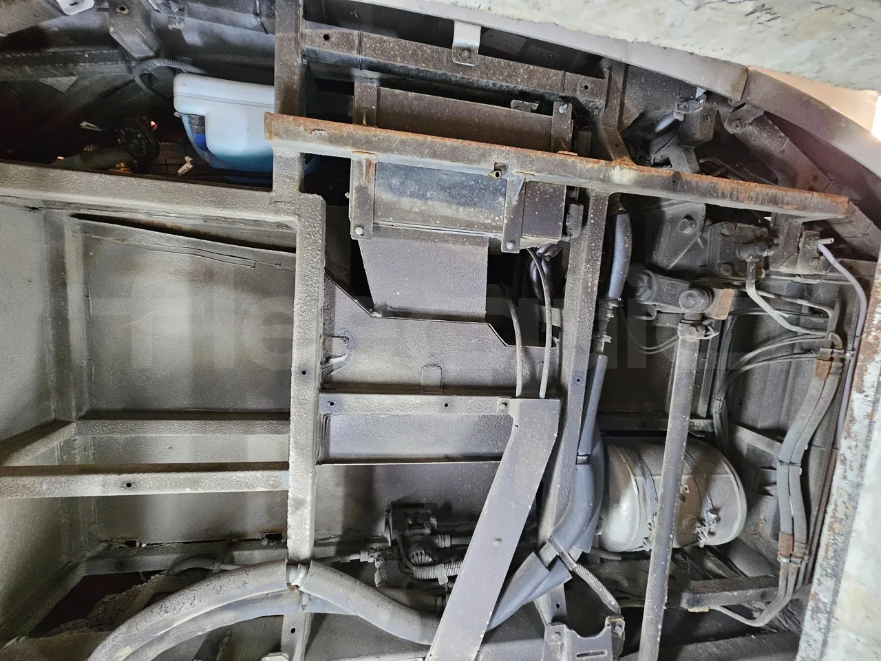 Karsan STAR M3V3CATYSLEN - kW 137 - EURO6 - 8.3m - front undercarriage from front