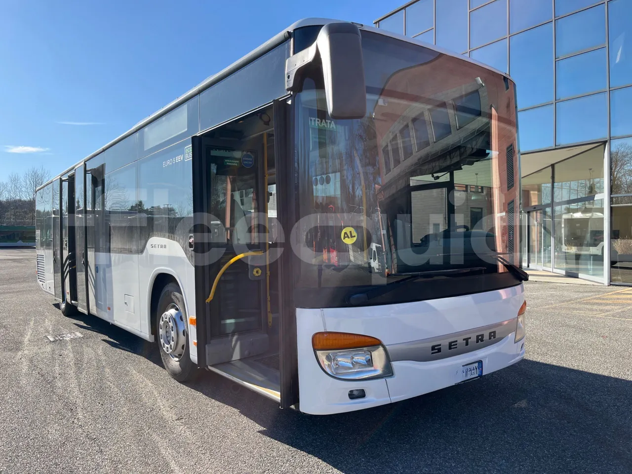 Setra S415 - Fourth Door Open