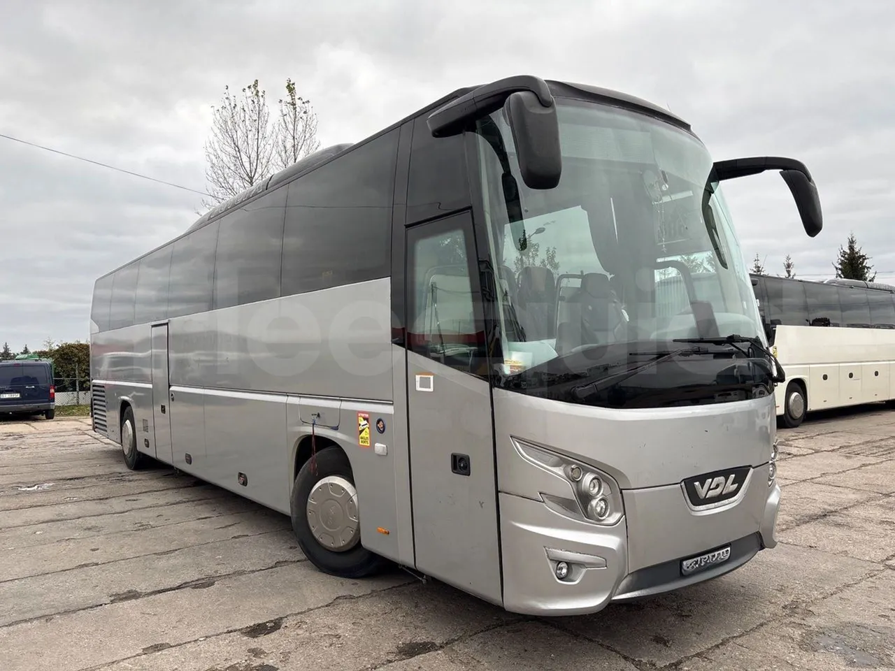 Vdl Futura FHD2 - Euro6 - 271kW - 12.870mt - 3/4 front right doors