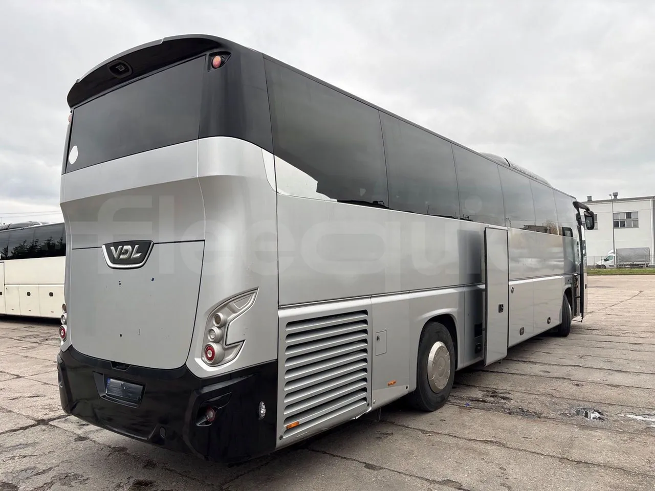 Vdl Futura FHD2 - Euro6 - 271kW - 12.870mt - 3/4 right rear doors closed