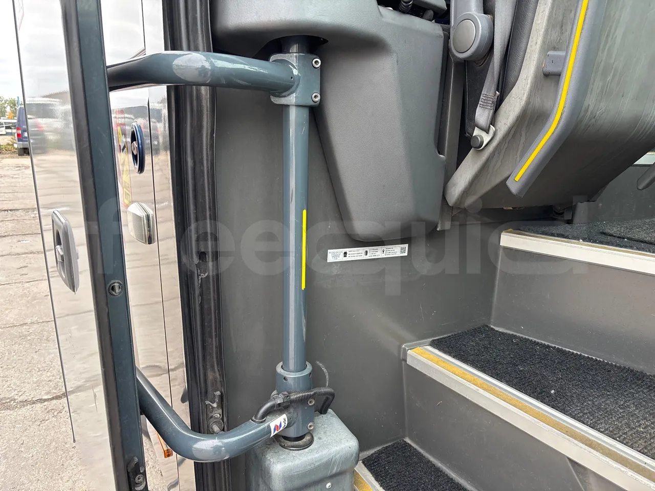 Vdl Futura FHD2 - Euro6 - 271kW - 12.870mt - door mechanism photo