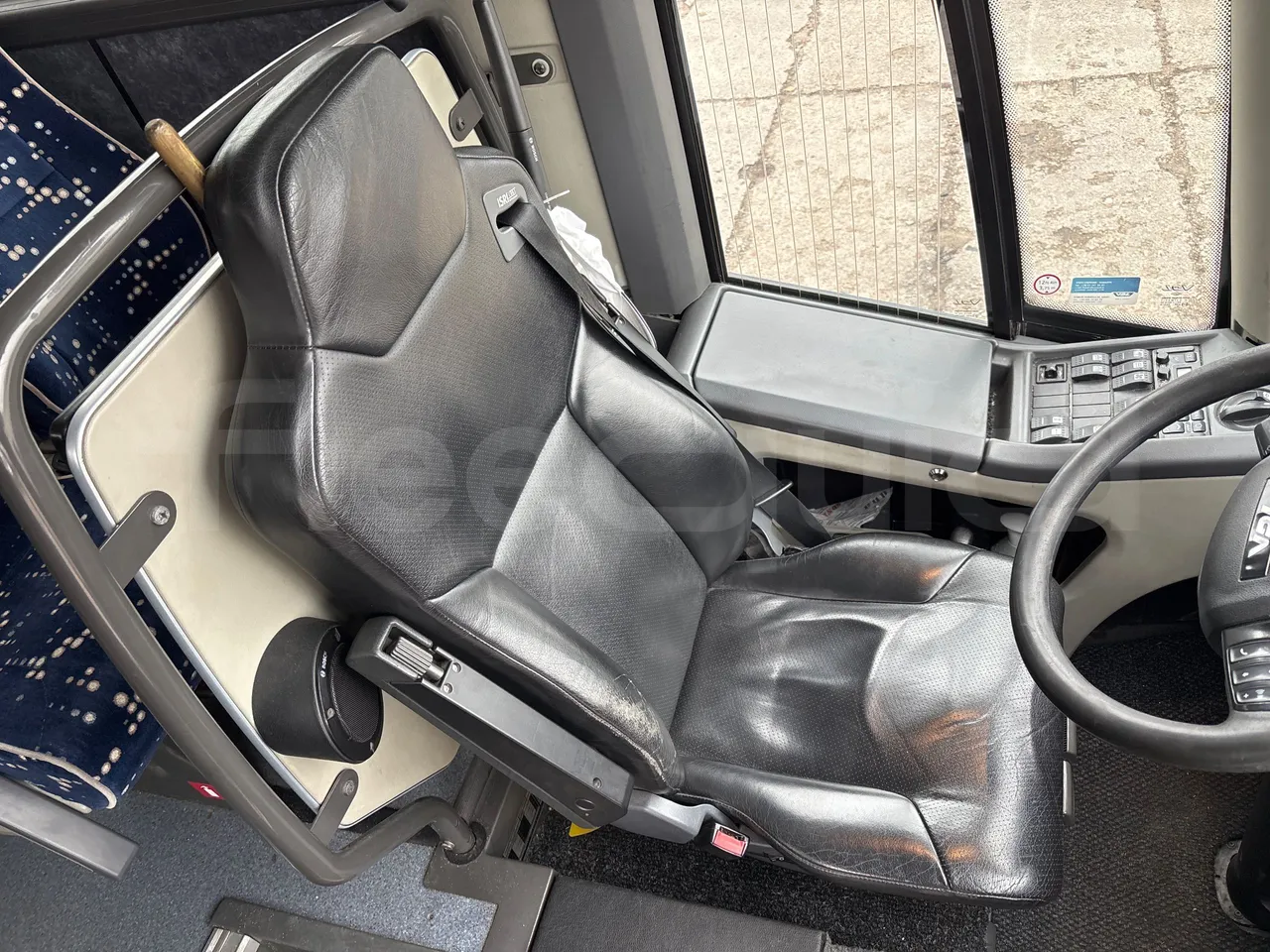 Vdl Futura FHD2 - Euro6 - 271kW - 12.870mt - driver's seat photo