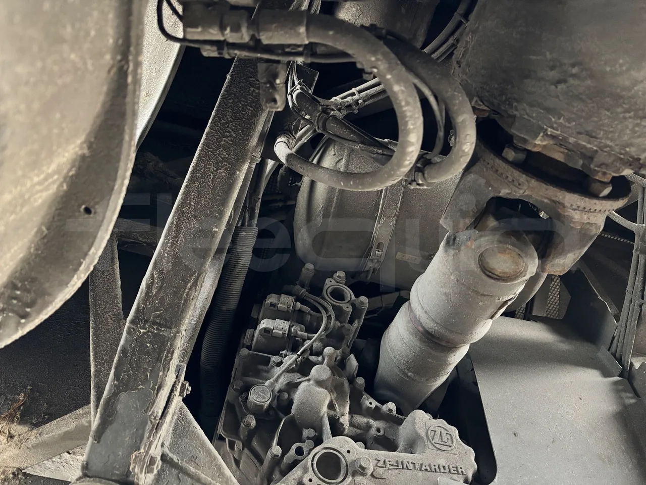 Vdl Futura FHD2 - Euro6 - 271kW - 12.870mt - driveshaft photo