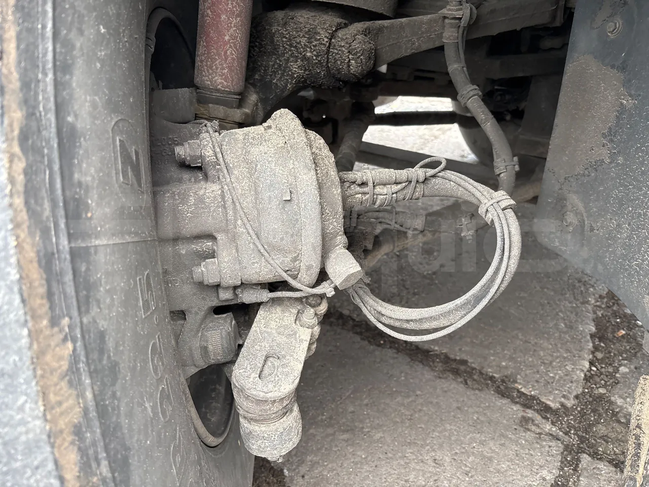 Vdl Futura FHD2 - Euro6 - 271kW - 12.870mt - front brake calipers right