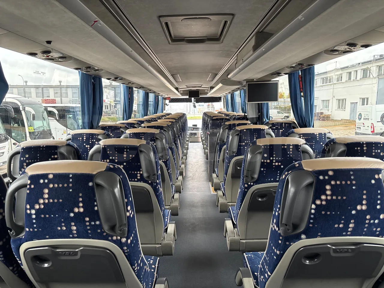 Vdl Futura FHD2 - Euro6 - 271kW - 12.870mt - forward view all seats last row height