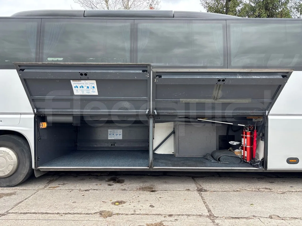 Vdl Futura FHD2 - Euro6 - 271kW - 12.870mt - luggage rack photo