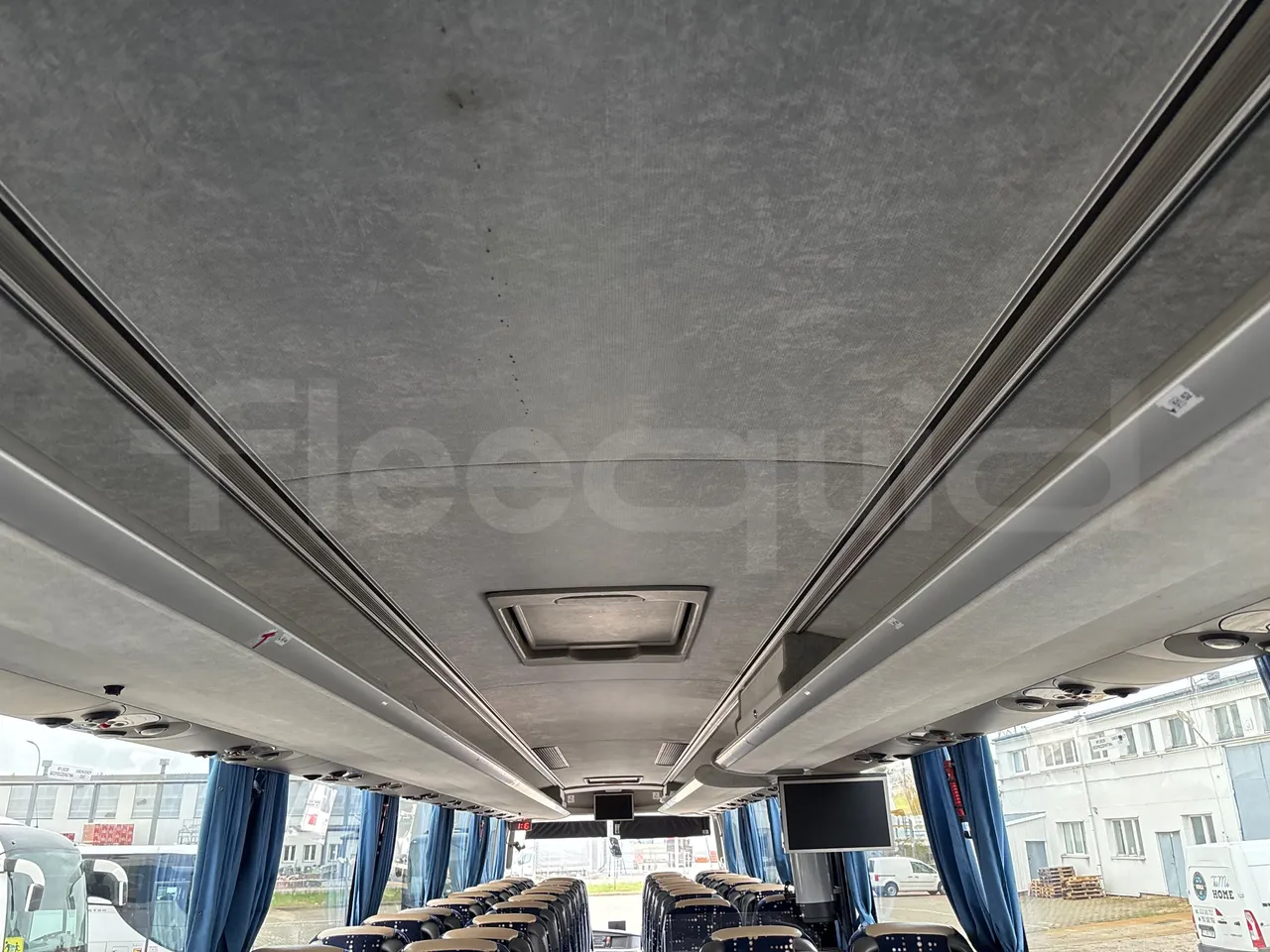 Vdl Futura FHD2 - Euro6 - 271kW - 12.870mt - overhead compartments photo