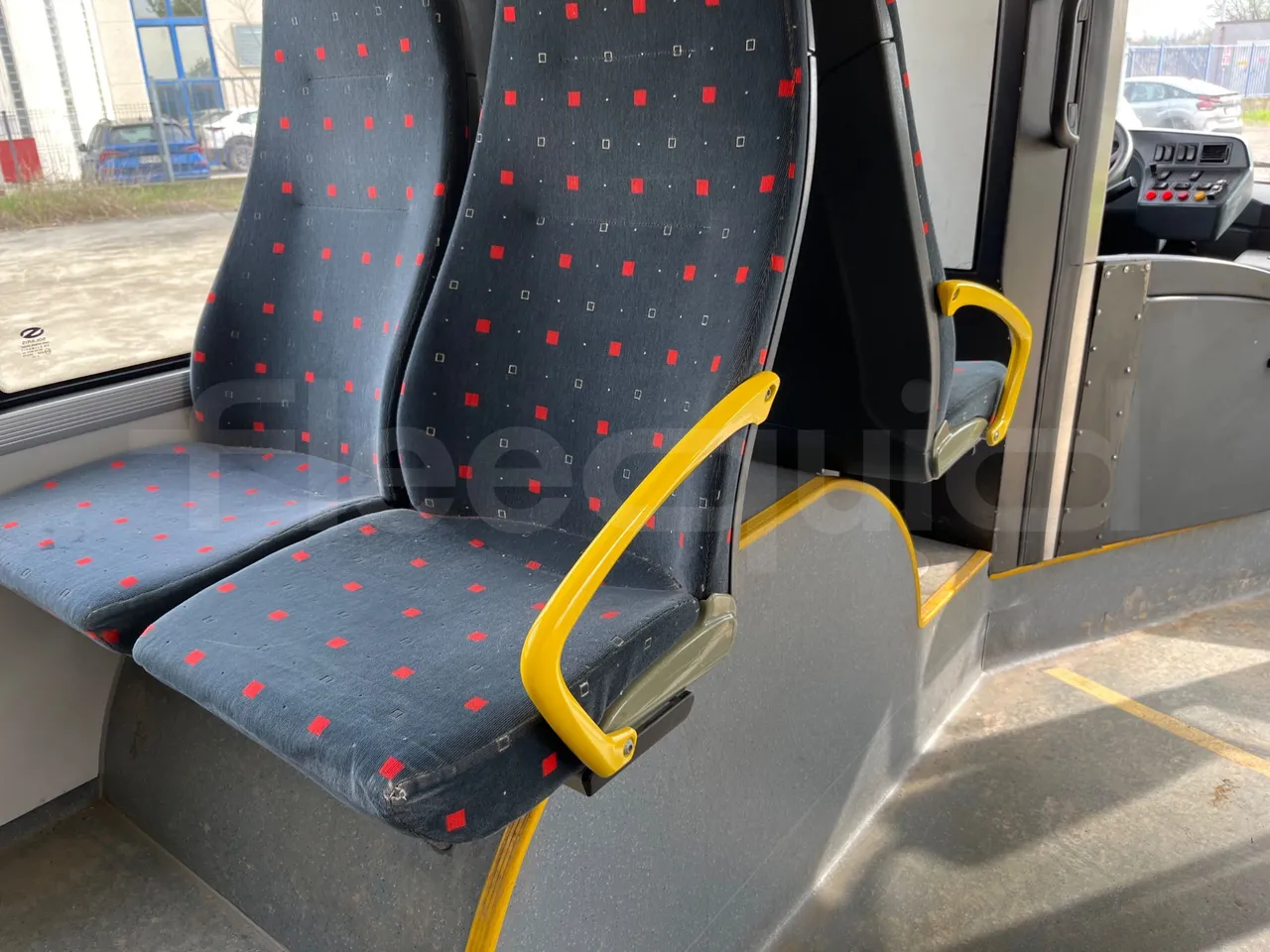 Solaris Urbino 12 - Euro6 - 240kW - 12mt - armrest detail photo