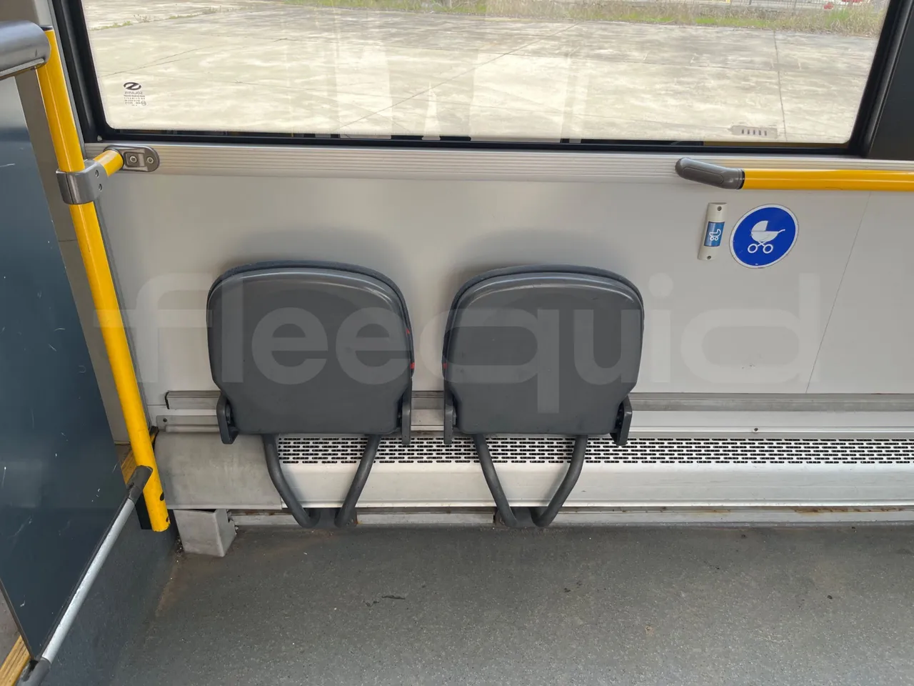 Solaris Urbino 12 - Euro6 - 240kW - 12mt - folding seat photo