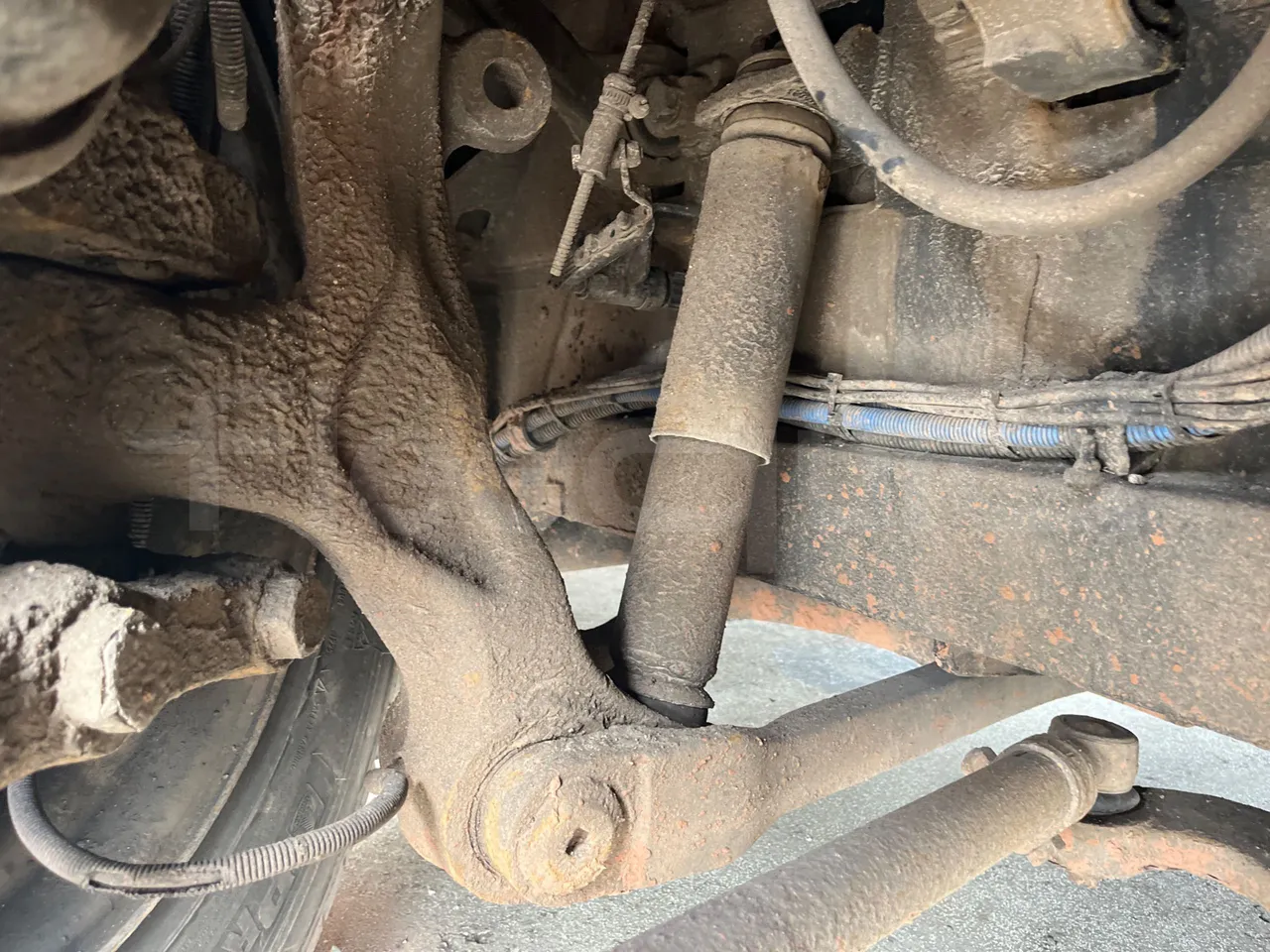 Solaris Urbino 12 - Euro6 - 240kW - 12mt - front shock absorbers right