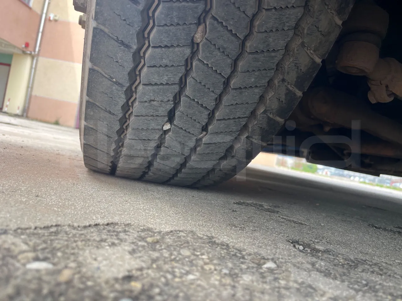 Solaris Urbino 12 - Euro6 - 240kW - 12mt - tread condition front tires right