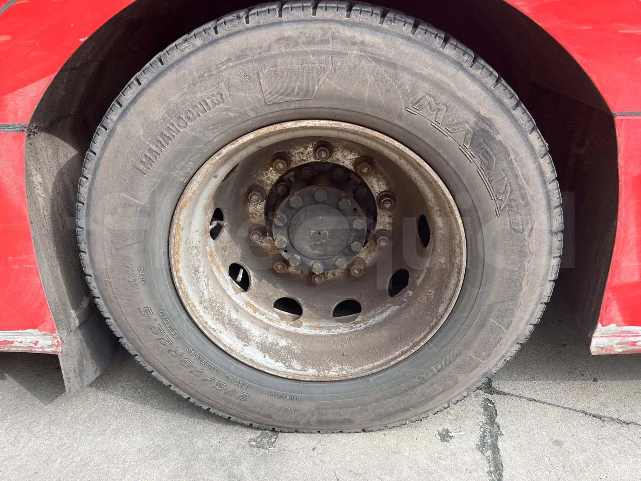 Solaris Urbino 12 - Euro6 - 240kW - 12mt - rear left tire photo