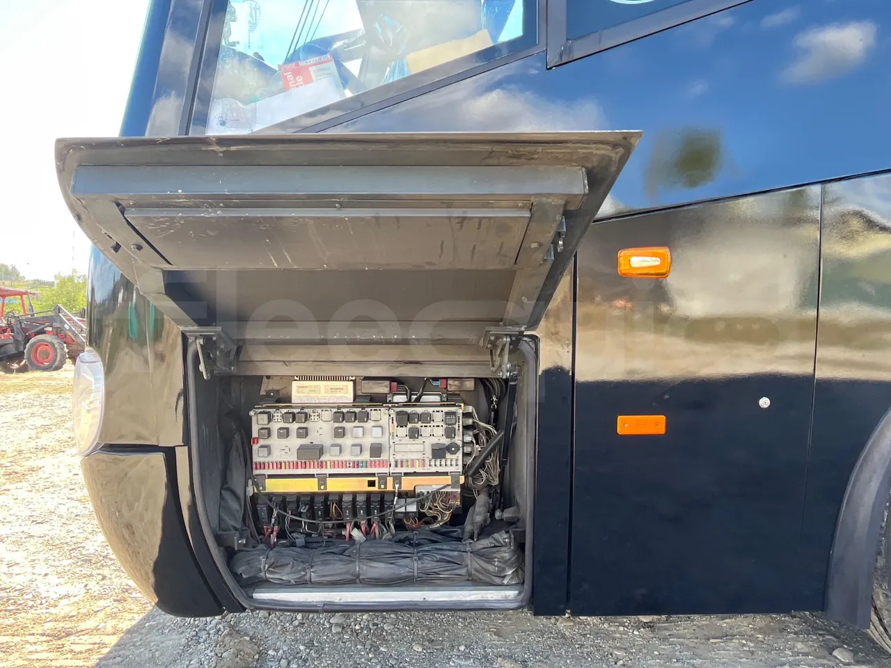 Irizar Scania Century K114IB - EUR3 - 250kW - 12m - external compartments photo