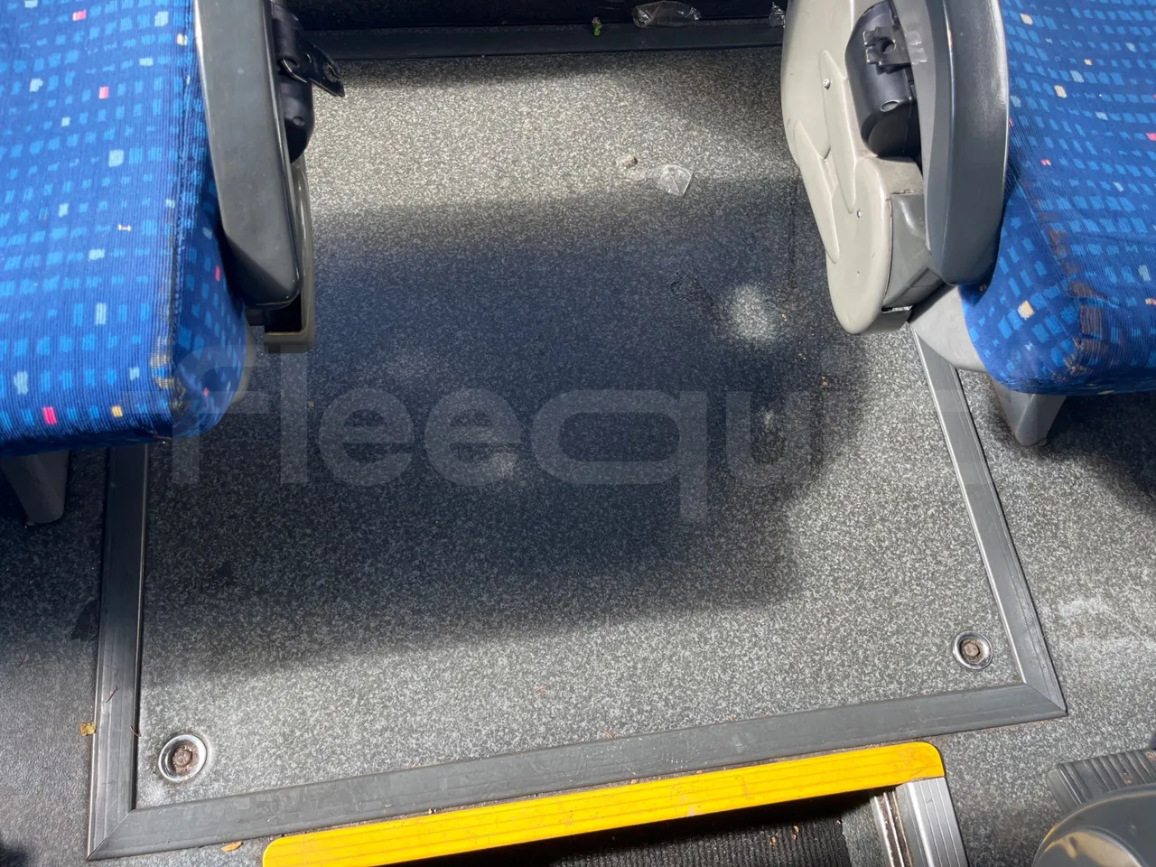 Irizar Scania Century K114IB - EUR3 - 250kW - 12m - floor hatches photo