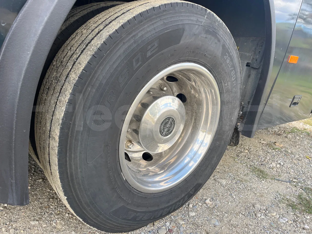 Irizar Scania Century K114IB - EUR3 - 250kW - 12m - tread condition third axle tires right